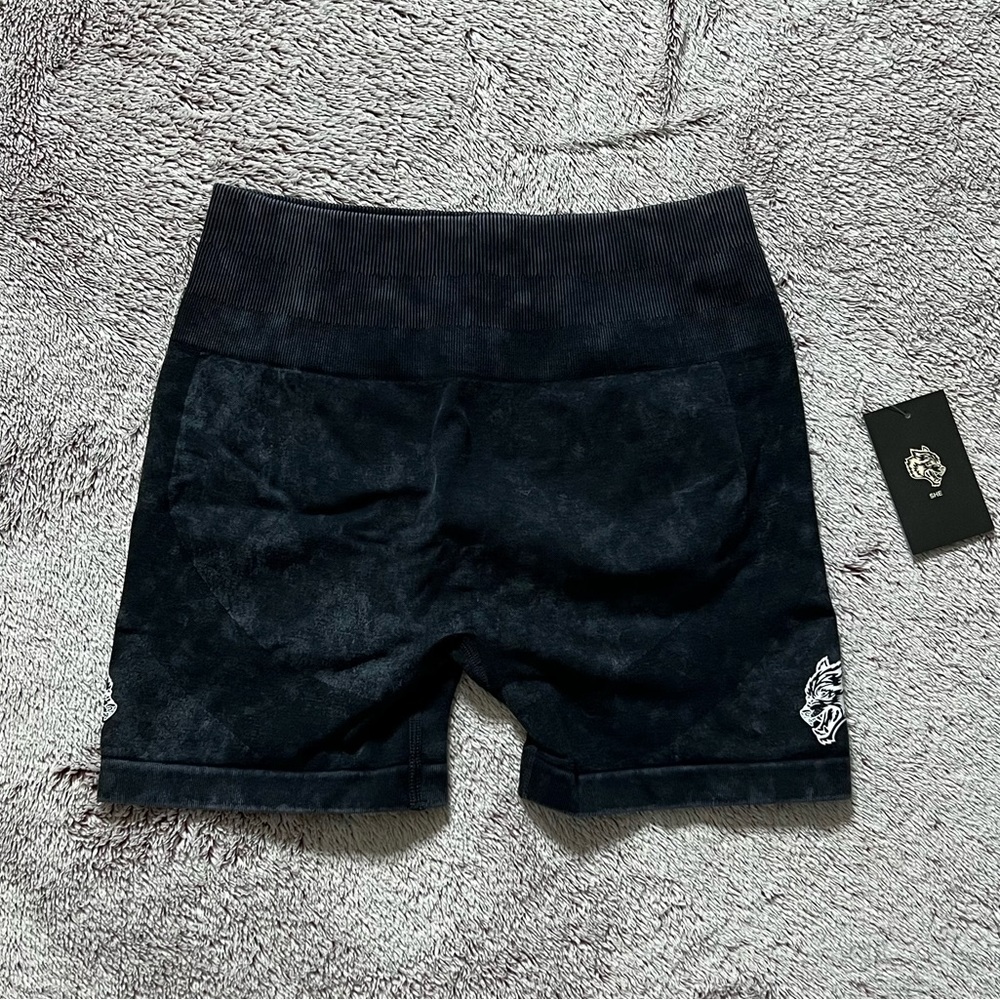 darc sport everson shorts - size medium